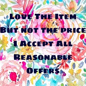 I am happy to negotiate and accept all reasonable offers! Happy Poshing🤩